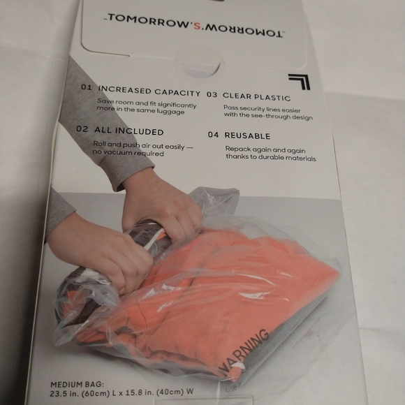 Sharper Image: 2-Piece Travel Compression Bags - Picture 2 of 3